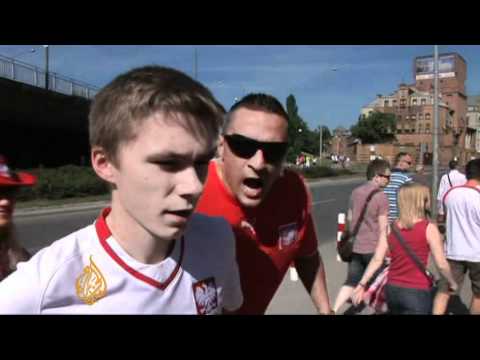 Poland hopes hooligans don&#039;t spoil Euro 2012 party